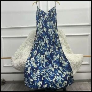 Elegant Blue and White Backless Dress